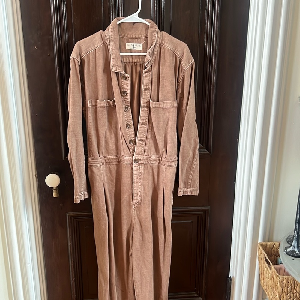 Button up utility jumper. Size L.